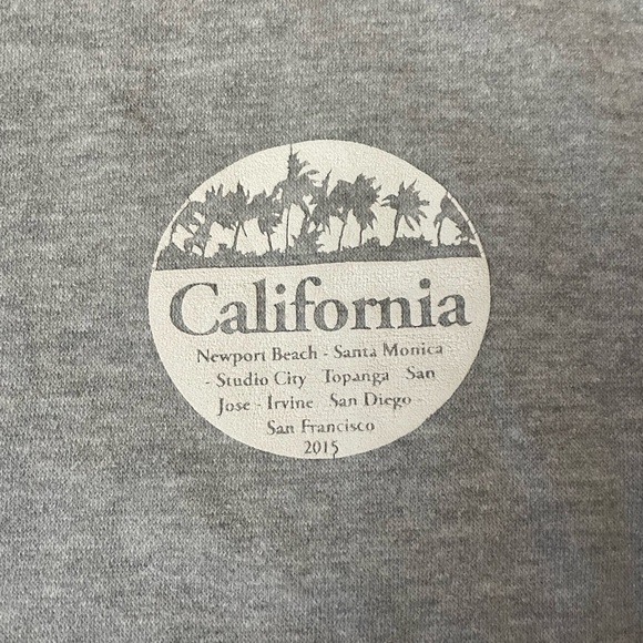 Brandy Melville - John Galt Cropped Raw Hem Crewneck California Sweatshirt - Picture 3 of 7